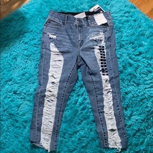 Curvy sculpting crop jeans